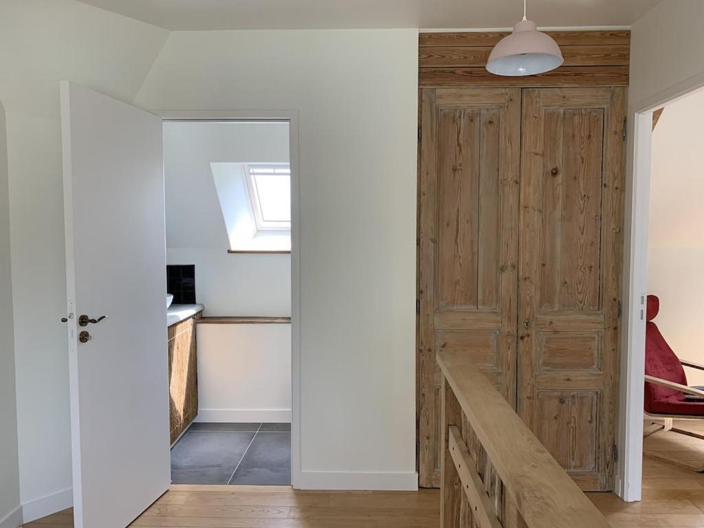 Charmante Maison De Campagne En Pierres Et Bois Sartilly-Baie-Bocage エクステリア 写真